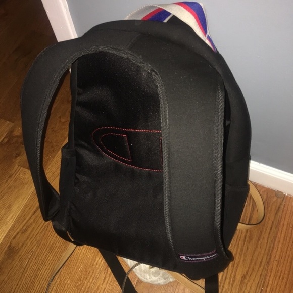 Champion backpack - Picture 2 of 2